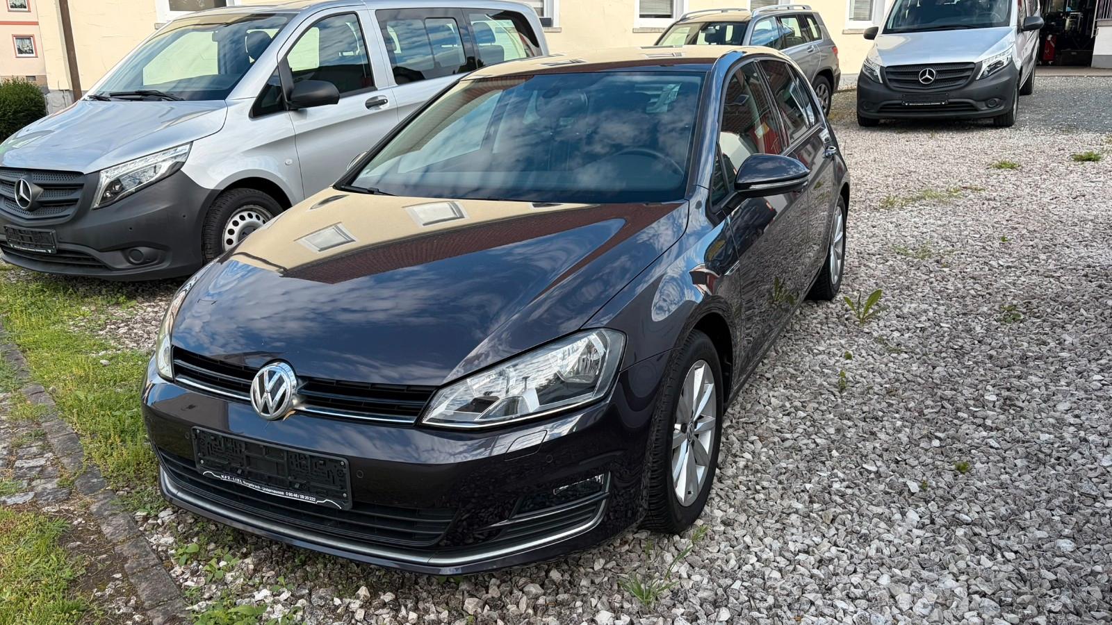 Volkswagen Golf VII Lim. Lounge , SHZ,Klimaaut.,2.Hd....