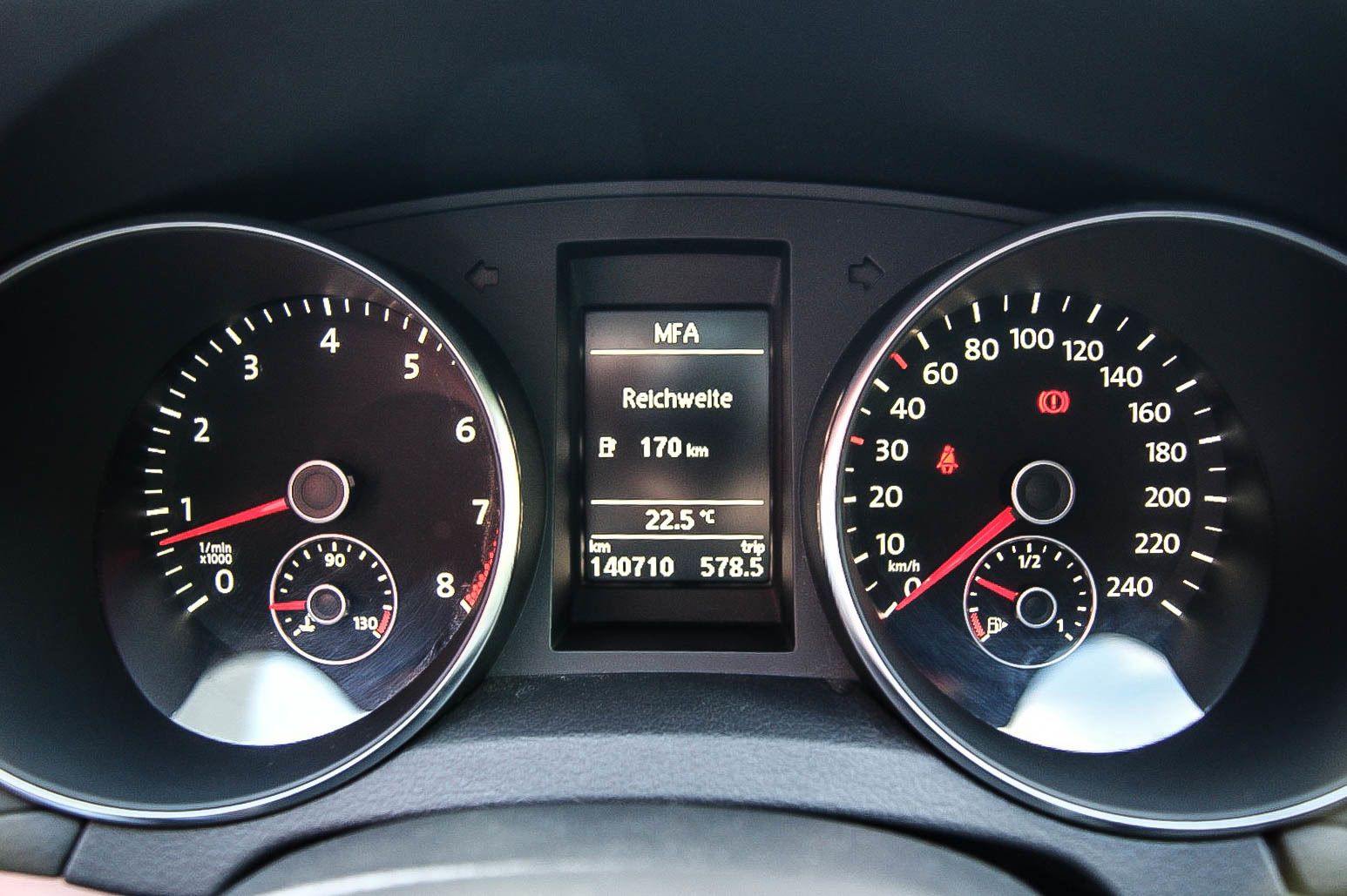 Fahrzeugabbildung Volkswagen Golf VI 14TSI Highline STANDHEIZUNG PARKLENKASS.
