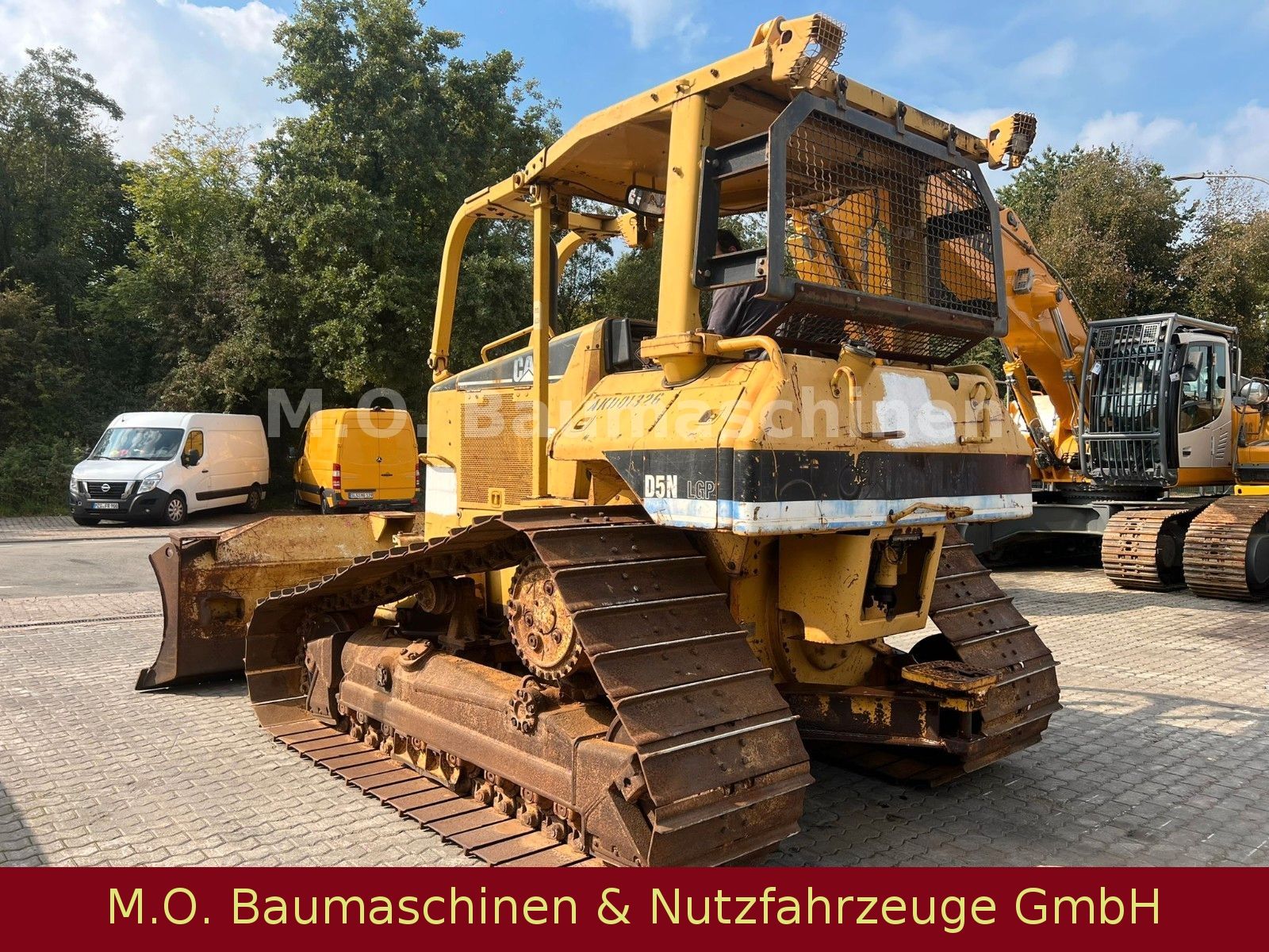 Fahrzeugabbildung CAT Caterpillar D 5 N LGP