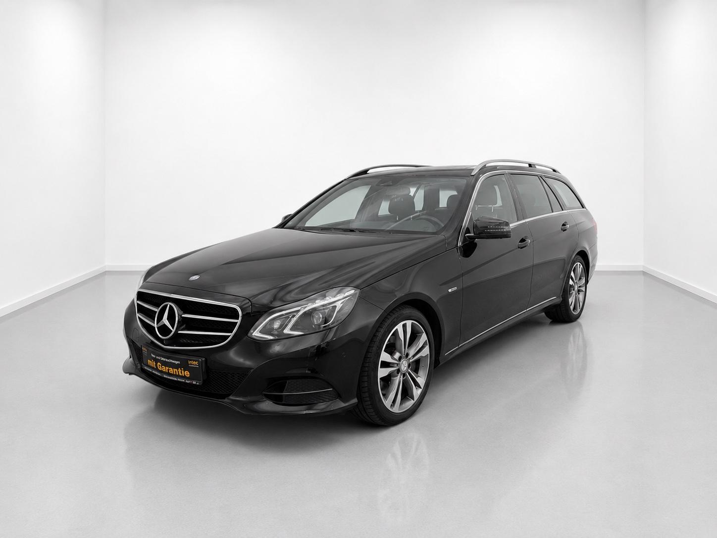 Mercedes-Benz E 350 BlueTec 4Matic Edition E /Rear Entertaimen
