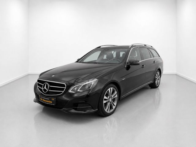 MERCEDES-BENZ E 350 BlueTec 4Matic Edition E /Rear Entertaimen