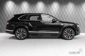 Bentayga V8 BLACK/BROWN MULLINER NAIM SOUND