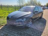 Skoda Superb Combi 2.0 TDI DSG SPORTLINE+PANORAMA+ACC+ - Skoda Superb Sportline mit Diesel-Antrieb