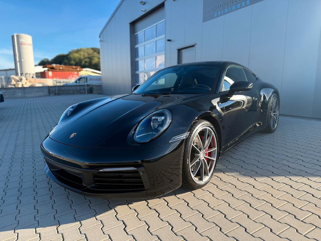 Image of Porsche 992