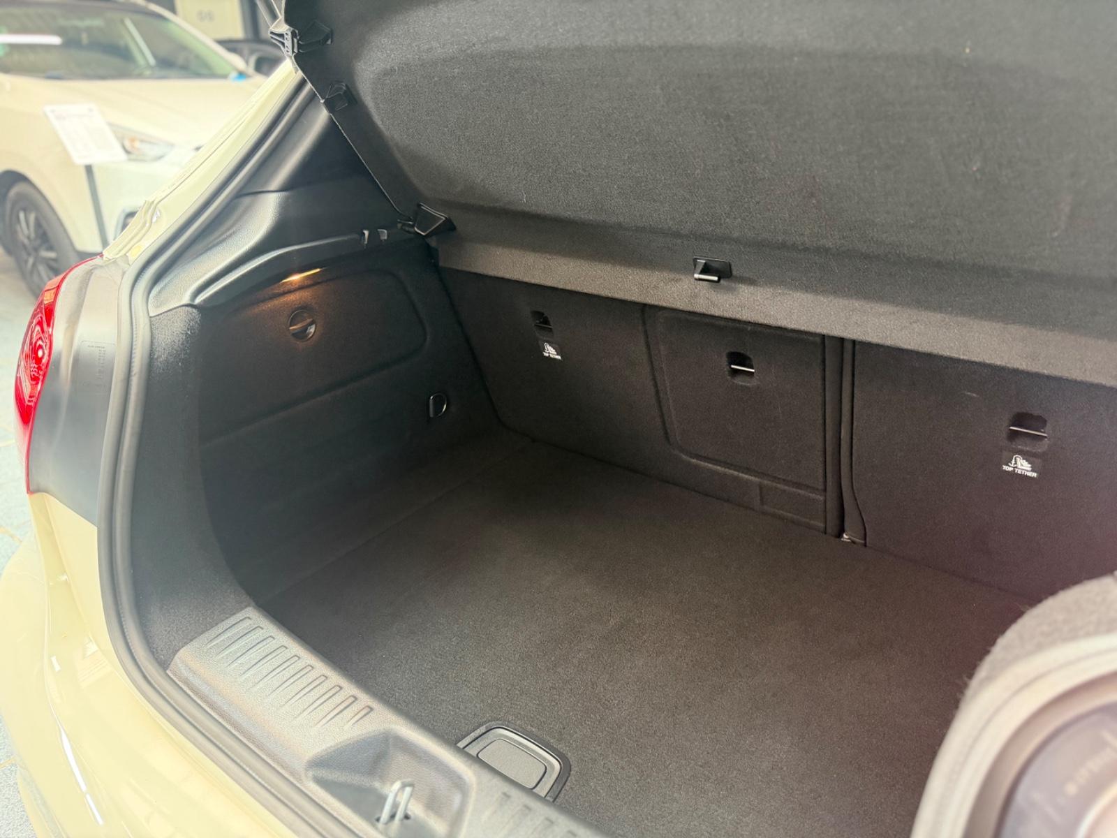 Mercedes-Benz A 180 BlueEfficiency/AMG-Line/Cam/LED