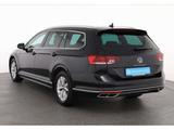 Volkswagen Passat Variant 2.0 TDI R-Line DSG NAV/LED/RFK/SH - Gebrauchtwagen in Winsen (Luhe)