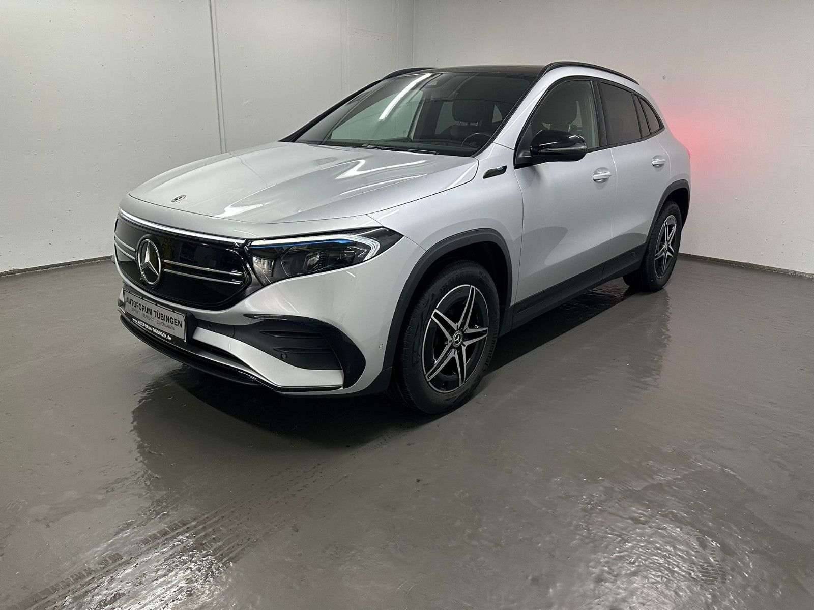 Fahrzeugabbildung Mercedes-Benz EQA 250 AMG-LINE*NIGHT*AHK*LED*IHC*NAVI*PANORAMA