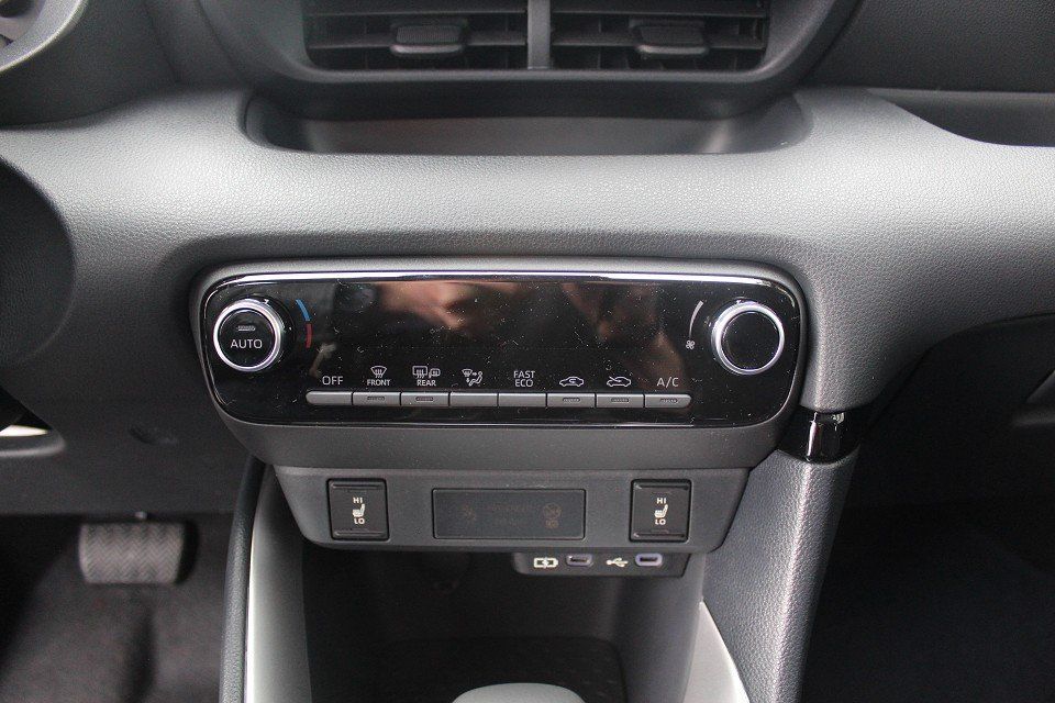 Fahrzeugabbildung Mazda 2 Hybrid Centre-Line 1.5L VVT-i 116 PS CVT *Sofo