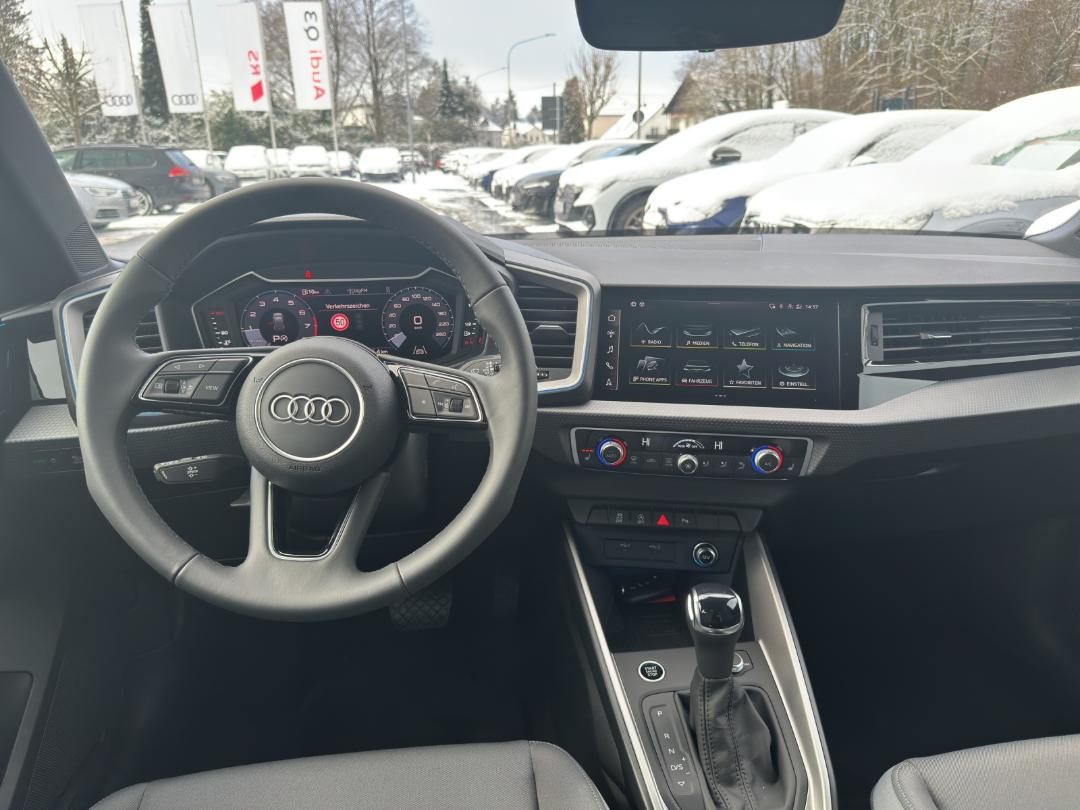 Fahrzeugabbildung Audi A1 allstreet 35 TFSI S tronic, Optikpak., GRA, S