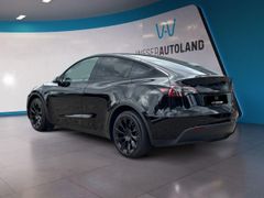 Fahrzeugabbildung Tesla Model Y Long Range Dual AWD