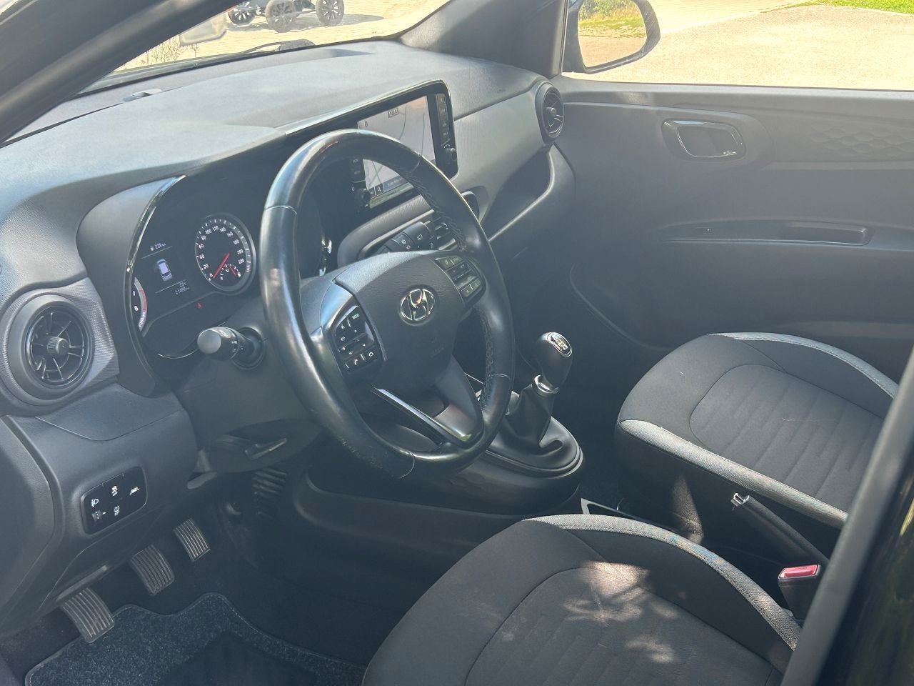 Fahrzeugabbildung Hyundai i10 1.0 Connect & Go *Navi*Klima*CarPlay*Kamera*