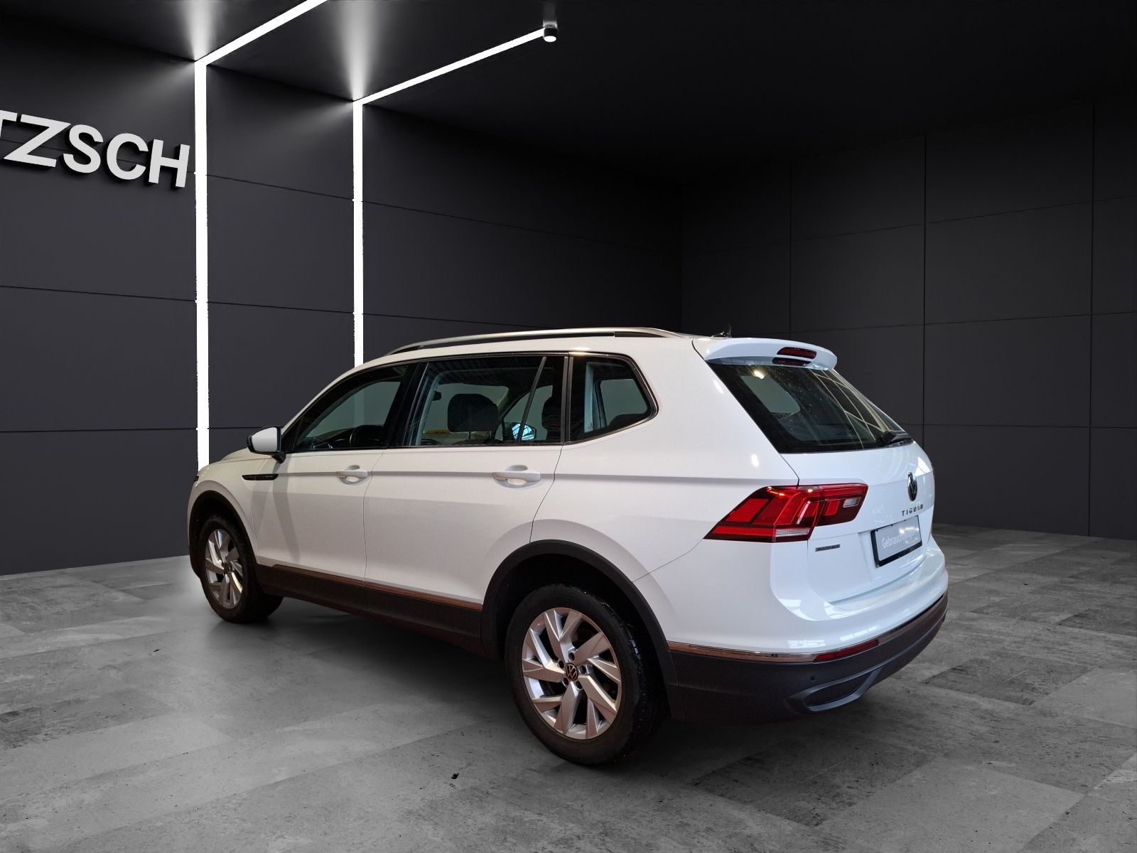 Fahrzeugabbildung Volkswagen Tiguan Allspace TSI Life LED APP AID ACC PDC SH