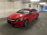 Mercedes-Benz CLA 180 Shooting Brake - - rote Mercedes-Benz CLA 180 Shooting Brake