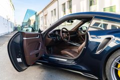 Fahrzeugabbildung Porsche 992 Turbo S *NACHTBLAU / APPROVED / VOLL*