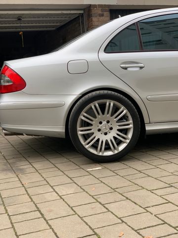 Mercedes-Benz E 350 AVANTGARDE Avantgarde Sportpaket