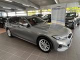 BMW 318 d Touring HuD+ACC+Park+Standh.+Keyless+LED - mit Diesel-Antrieb: Grau, mit Android Auto, mit Klimaautomatik