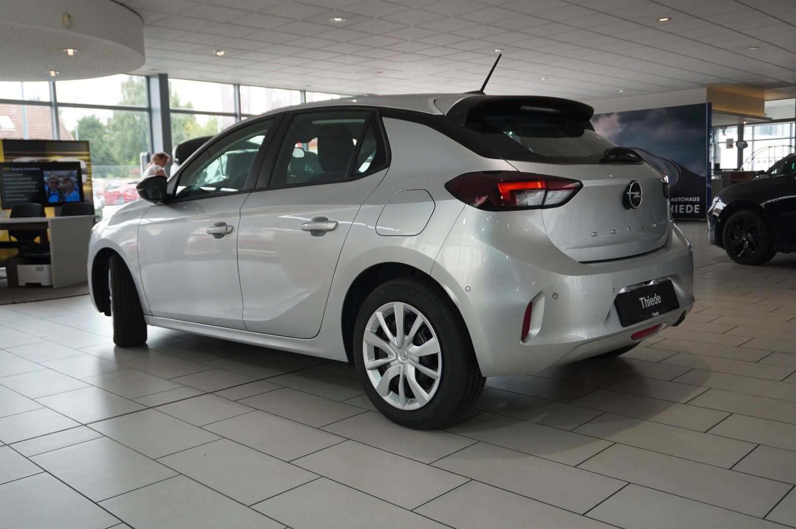 Fahrzeugabbildung Opel Corsa F 1.2 FACELIFT NAVI/LED/KAMERA/VIRTU./DAB+