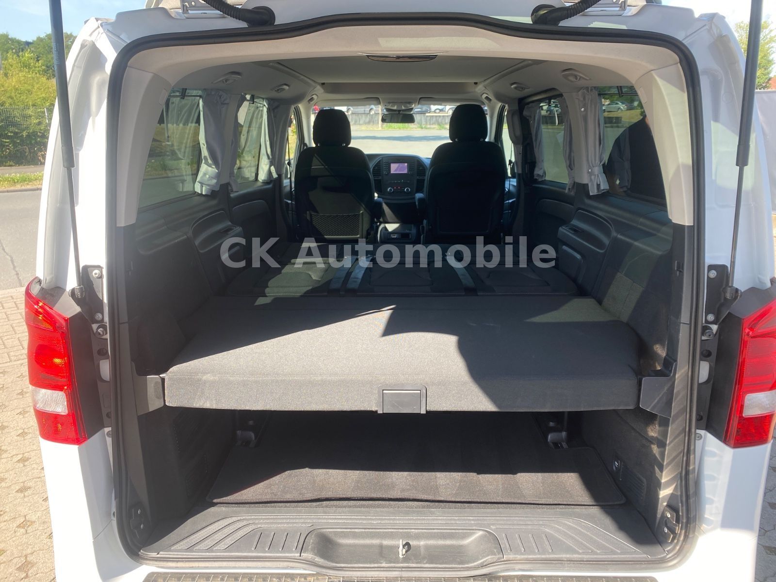 Fahrzeugabbildung Mercedes-Benz Vito 116 CDI Marco Polo ACTIVITY Edition/5 Sitze