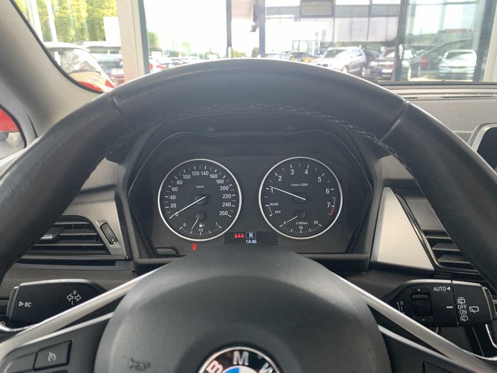 BMW 218