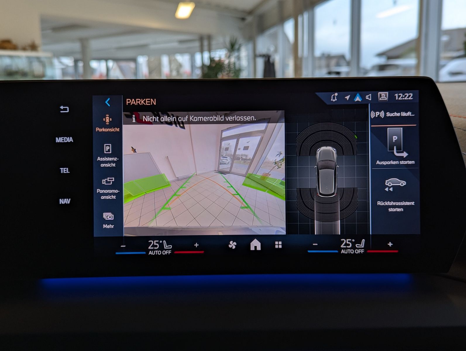 BMW 120 i M-Sport LED-Adaptiv AHK Kamera 18" - Image 21