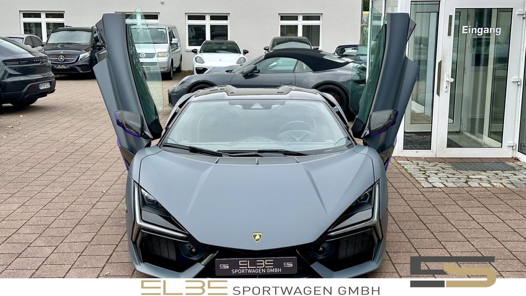 LAMBORGHINI Revuelto 2026