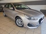 Hyundai i30 1.4 Trend *SHZ*PDC*KAMERA*TEMPO* - Hyundai i30 Gebrauchtwagen in Bremen