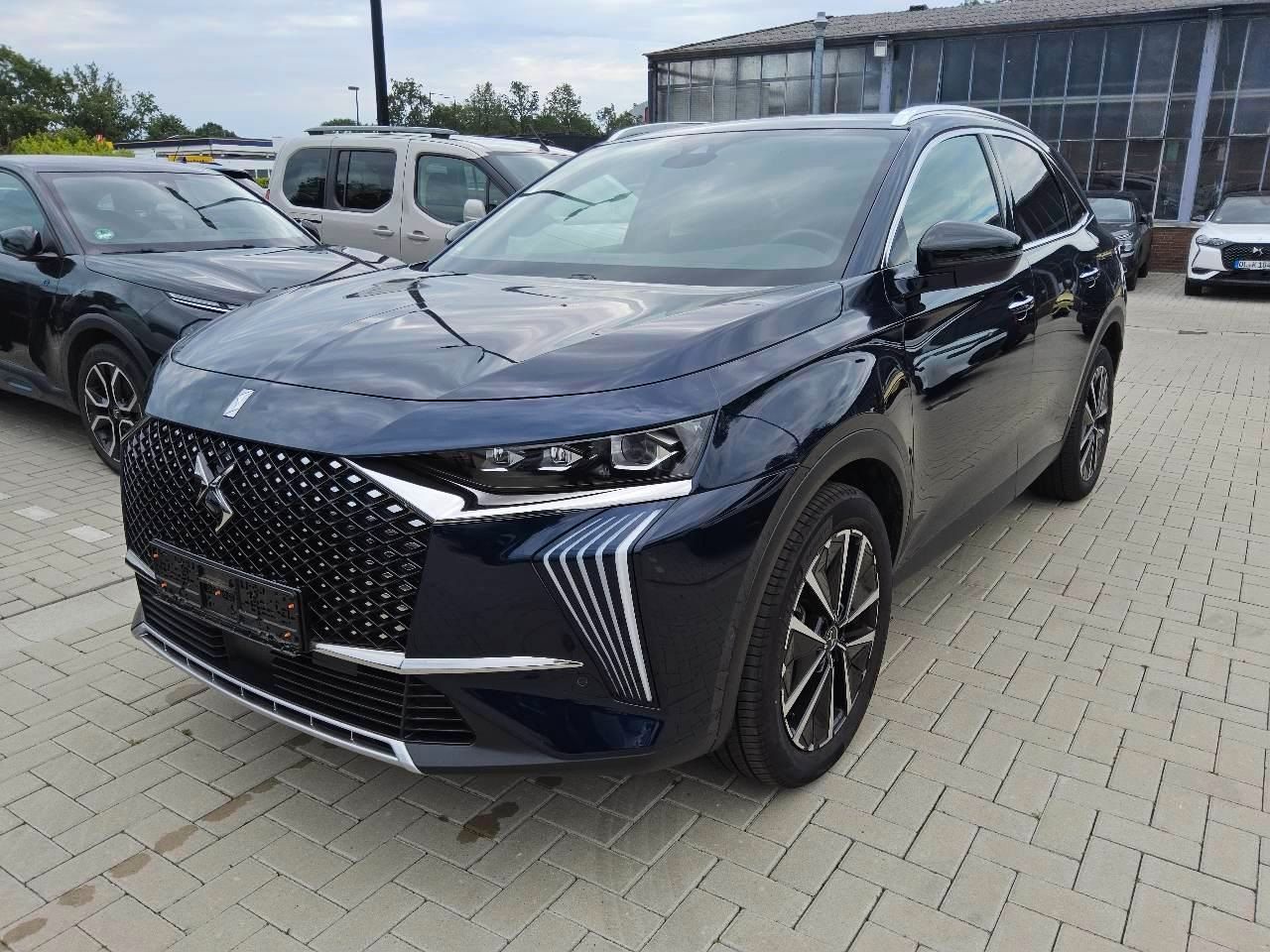 Fahrzeugabbildung DS Automobiles DS7 BlueHDi 130 EAT8 Rivoli Automatik Leder Navi