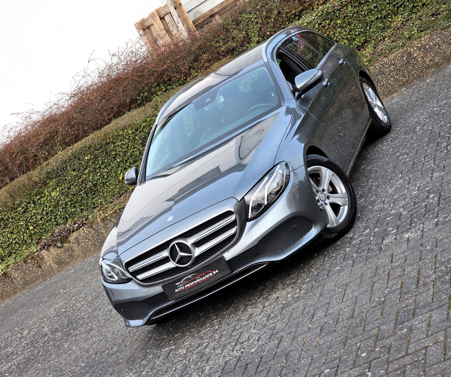 Mercedes-Benz E 220D T AUTOMATIK*LED*RFK*BSA*NAVI*GRA*PDC*SHZ