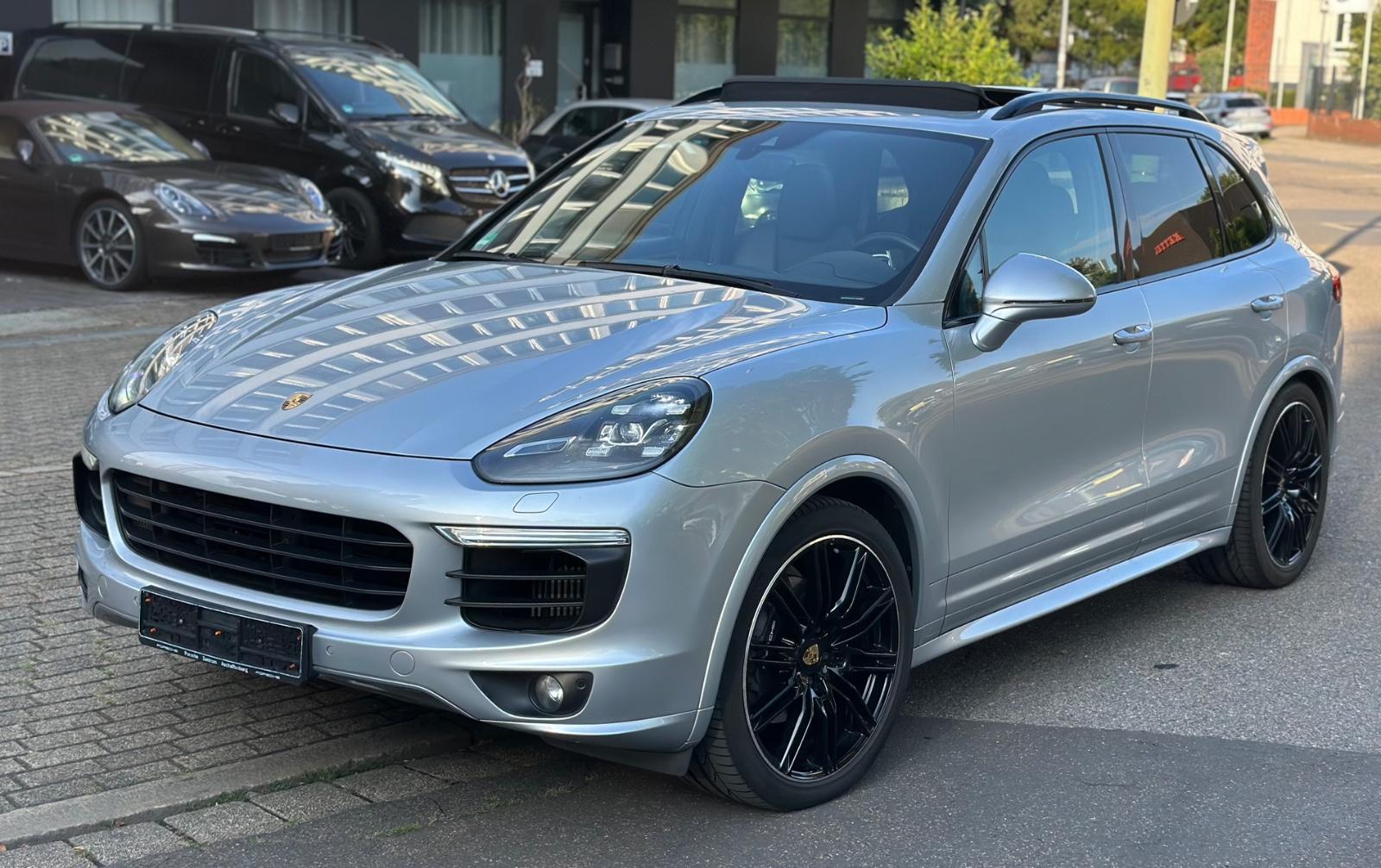 Porsche Cayenne SPORT-DESIGN*PANO*LED*LUFT*BOSE*21 ZOLL