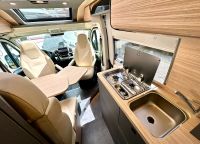 Malibu Van first class - two rooms GT skyview 640 LE-RB (8/14)