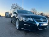 Volkswagen Passat R36  - Volkswagen Passat: R36