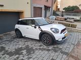 MINI John Cooper Works Countryman John Cooper Wor... - weiße MINI John Cooper Works Countryman