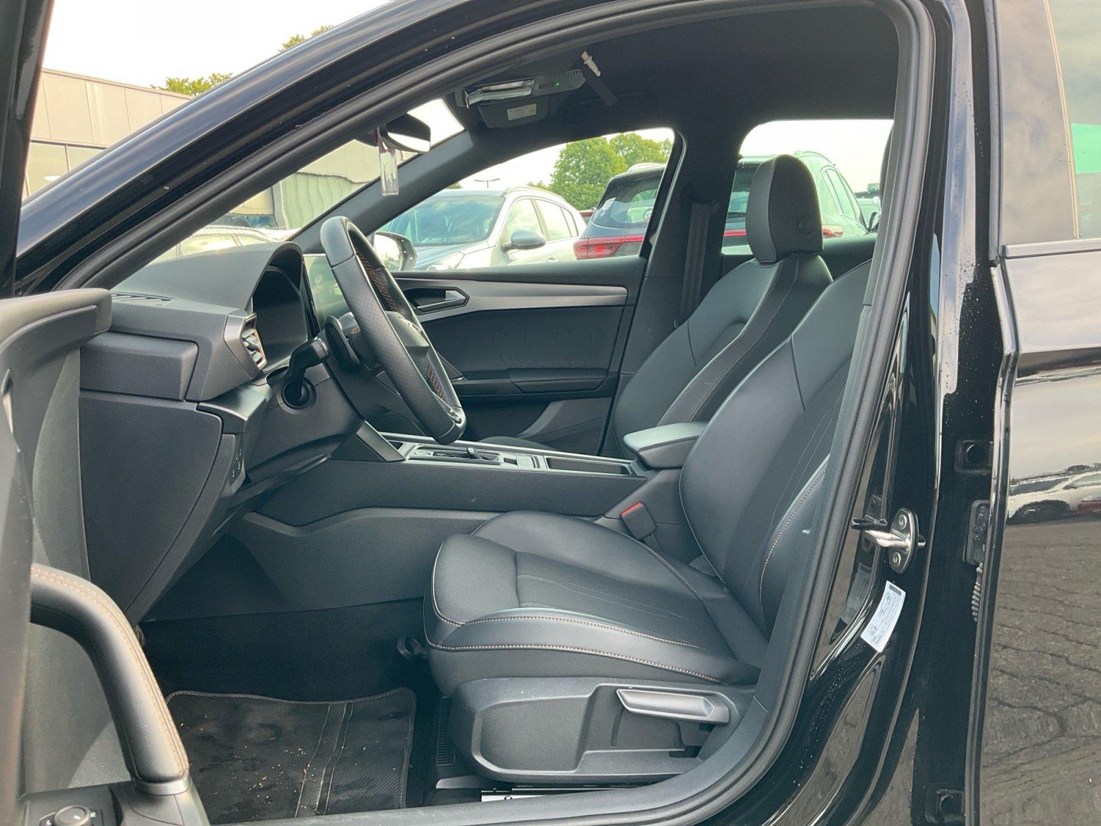 Cupra Leon Sportstourer 1.5 eTSI DSG NAVI LED ACC