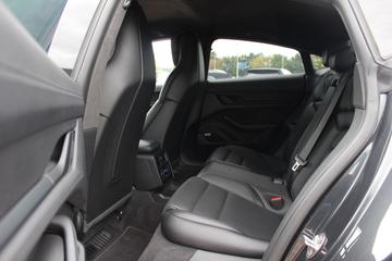 صورة مصغرة 12 لـ 2020 Porsche TAYCAN