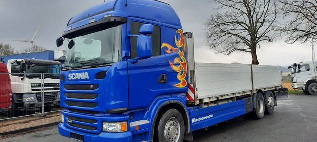 Scania G440  Pritsche 6x2 Kran am Heck vor.