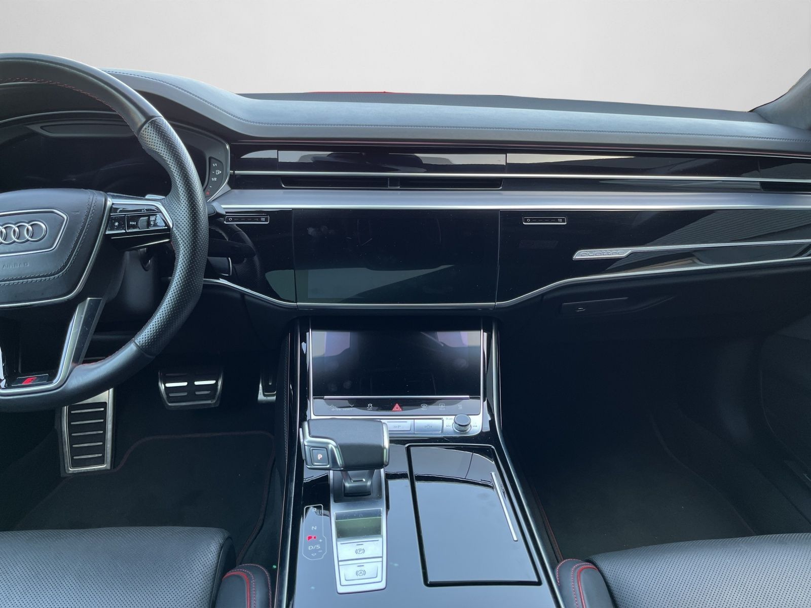 Audi S8 - Bild 12