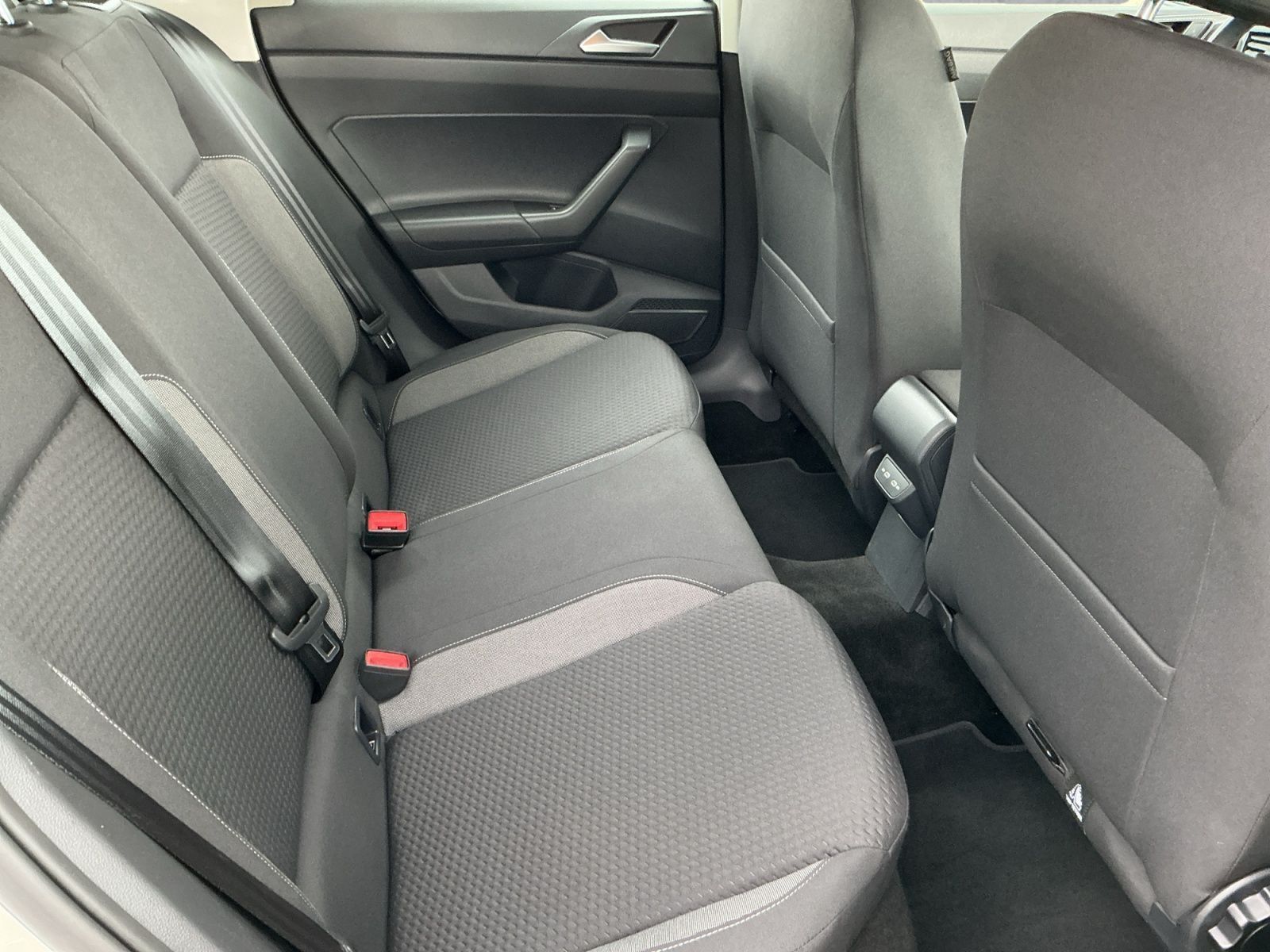 Volkswagen Polo - Bild 16