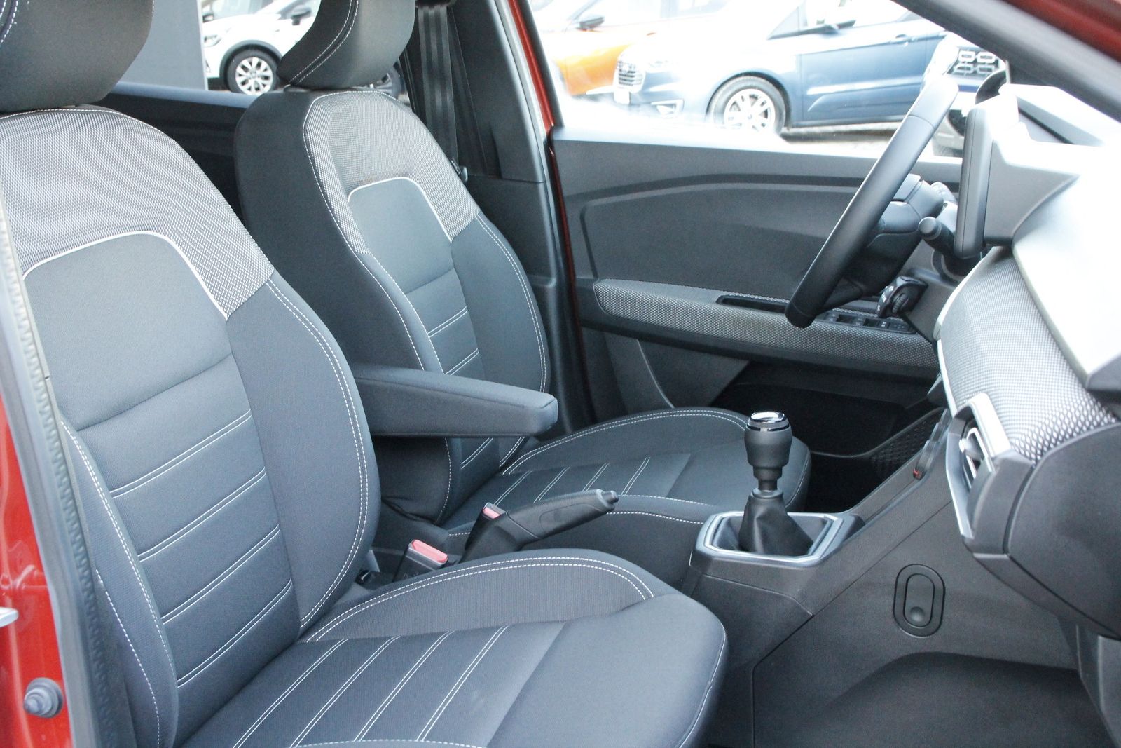 Fahrzeugabbildung Dacia Jogger Expression TCe 110