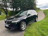 Volvo XC90 B5 AWD Geartronic Momentum Pro Momentum Pro - Volvo XC90: Momentum Pro