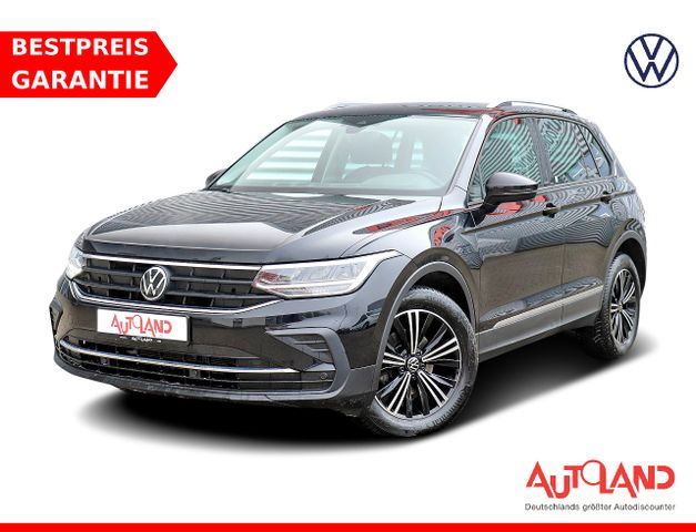 Volkswagen Tiguan 1.5 TSI Active Navi Sitzheizung LED ACC