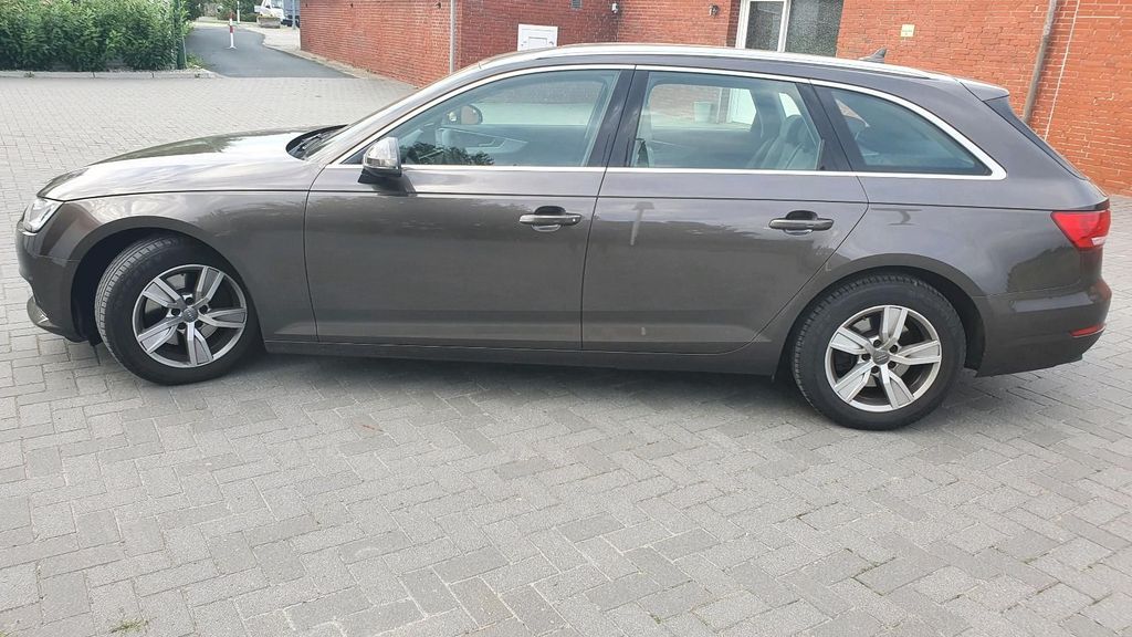 Image of Audi A4