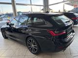 BMW 330 Baureihe 3 Touring 330 d xDrive Sport Line - BMW 3er Reihe Gebrauchtwagen