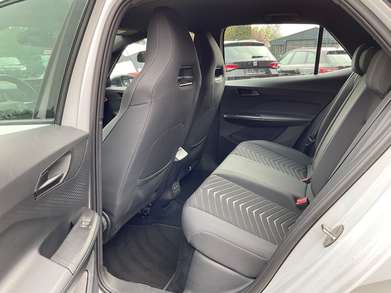 Fahrzeugabbildung CUPRA Born 58 kWh 150 kW,Kamera,Navi,Sitzheizung,AHK