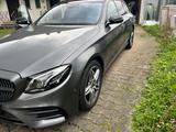Mercedes-Benz E 400 d 4M T AMG TV AHK Mass Pano StHz SoftCL - Mercedes-Benz E 400 Gebrauchtwagen in Stuttgart