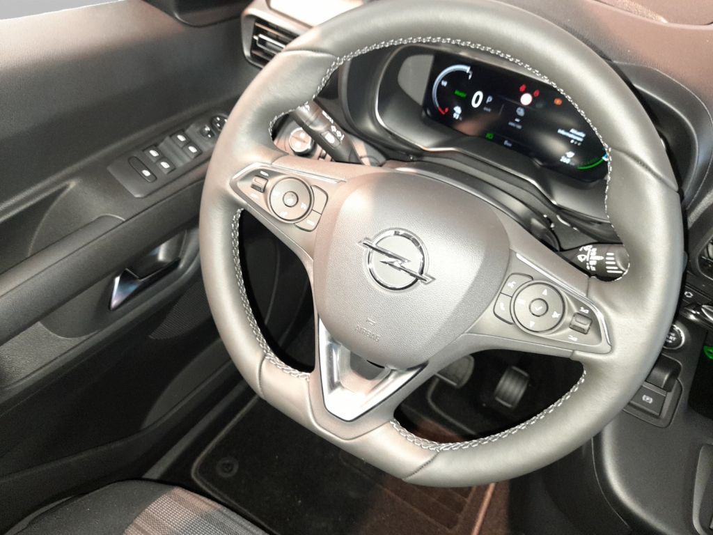 Fahrzeugabbildung Opel Ultimate