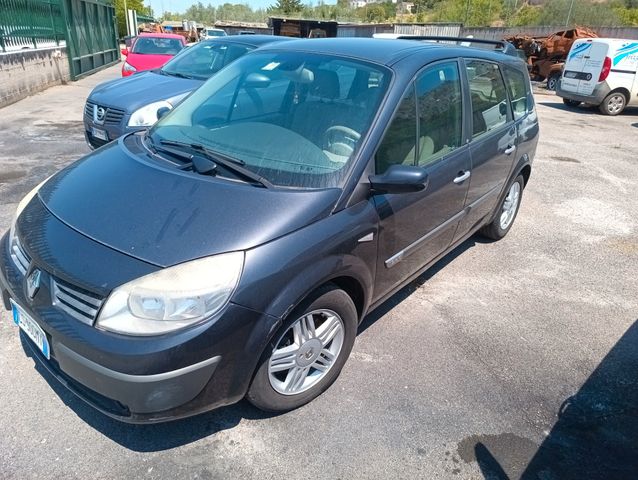 Renault Scenic Grand Scénic 1.9 dCi Confort Auth