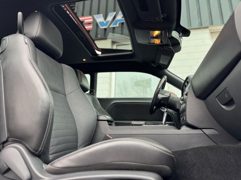 Fahrzeugabbildung Dodge Challenger 5.7 RT Leder Schiebedach