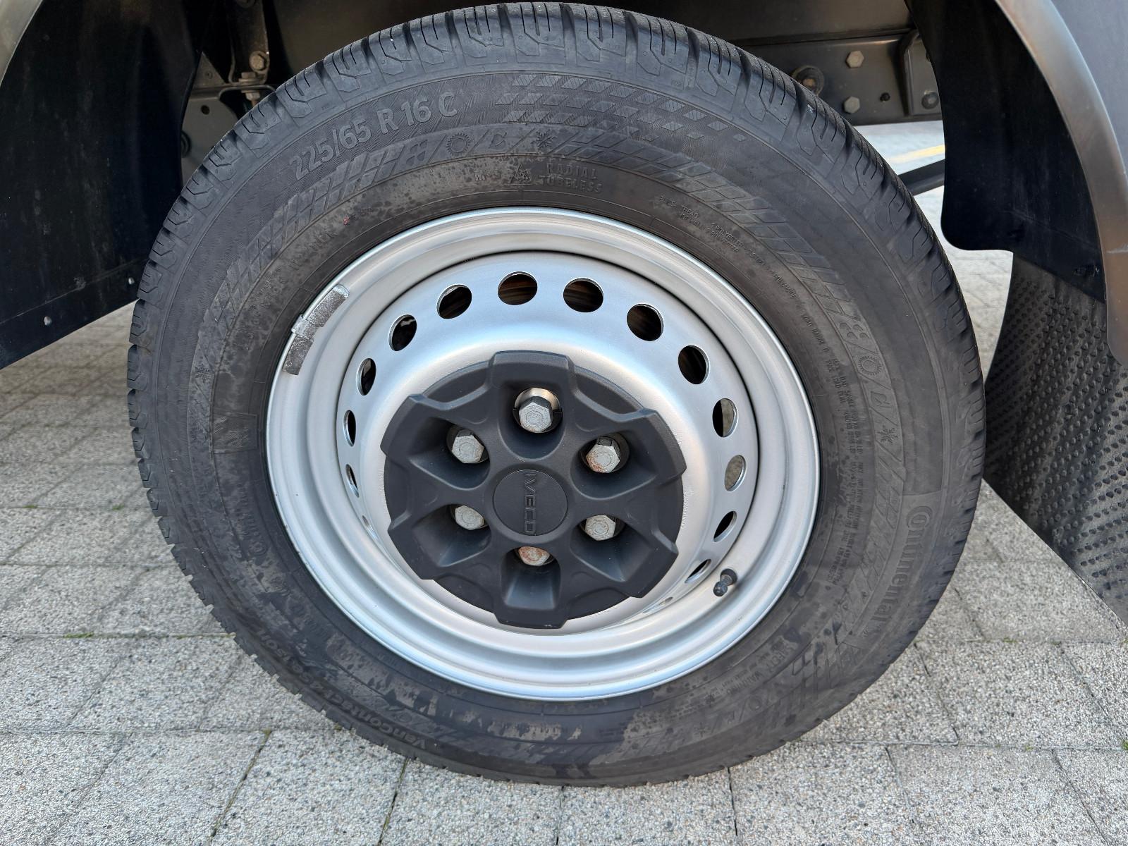 Iveco Daily 35S16 Diesel DOKA Pritsche *AHK3,5t* lang
