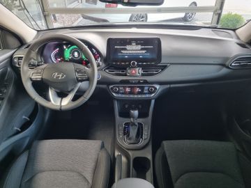Fahrzeugabbildung Hyundai i30 1.5 T-GDI 7-DCT 48V Edition 30+ LED NAVI