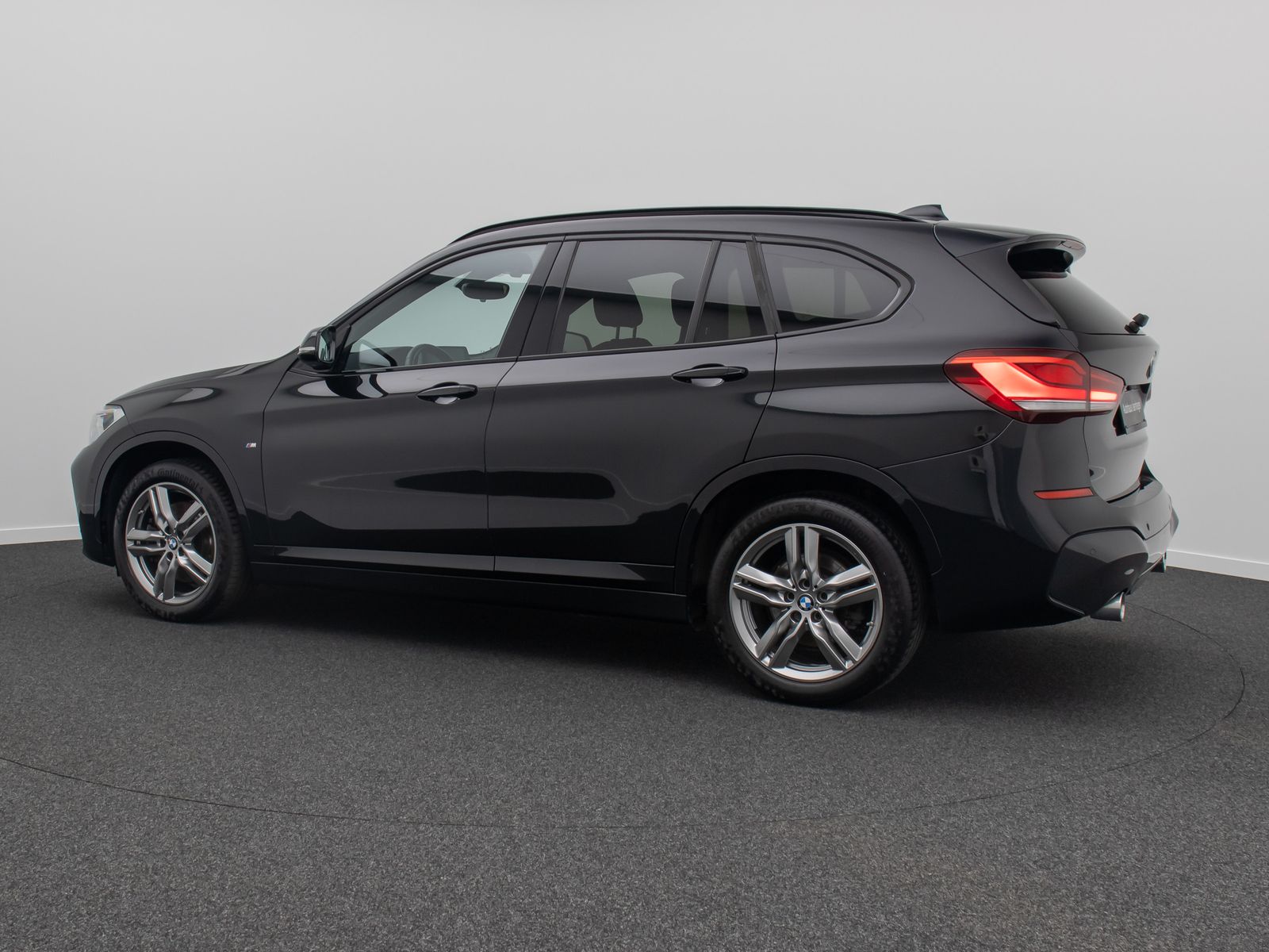 Fahrzeugabbildung BMW X1 xD20d M Sport Parkassist Lenkrhz HUD DAB HiFi